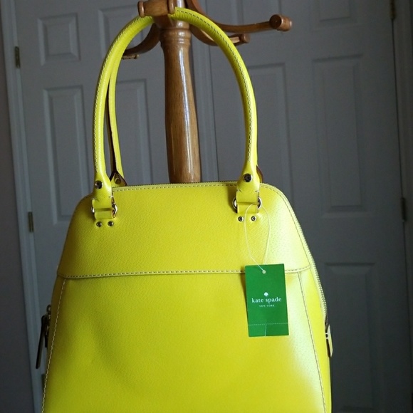 ***SALE*** NWT Kate Spade Wellesley Shoulder Bag - Picture 2 of 5
